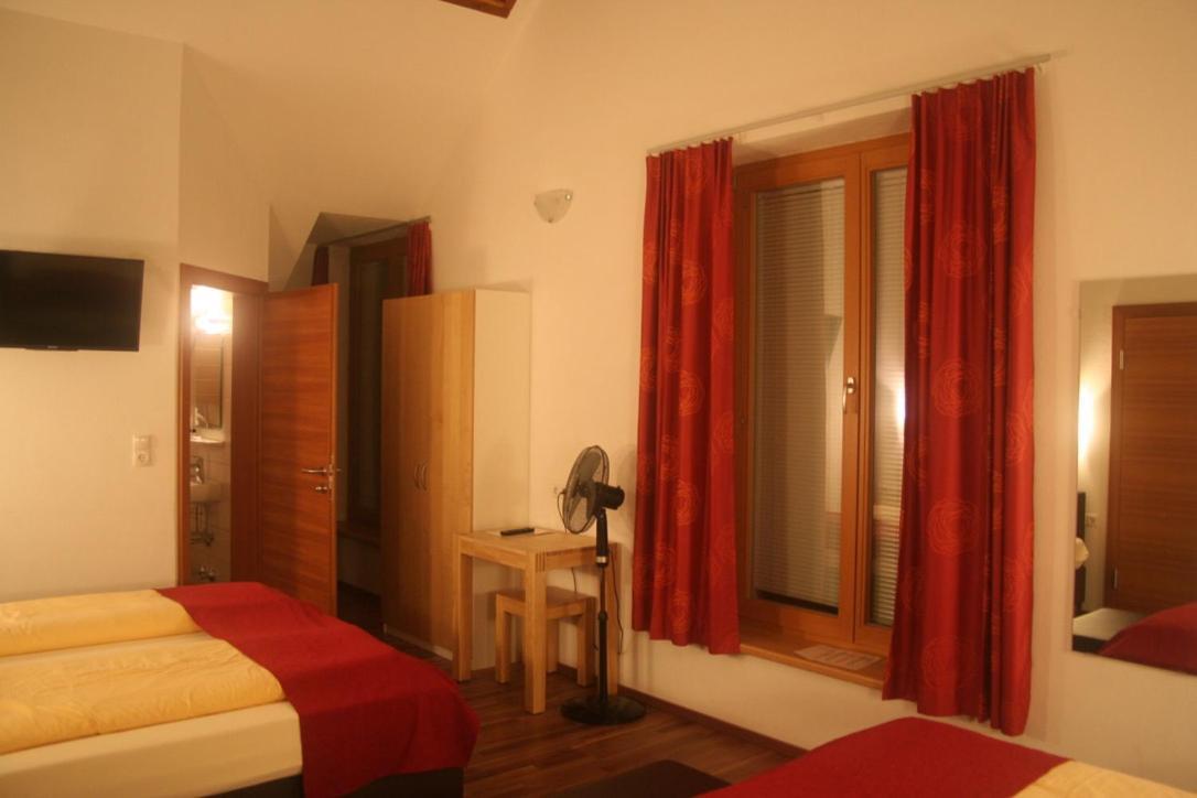 Hotel Engl Инсбрук Екстериор снимка
